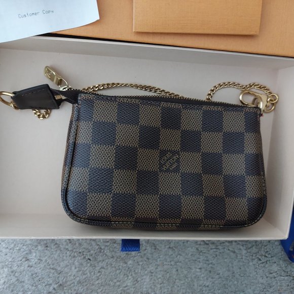 Authentic Louis Vuitton Mini Pochette - Picture 3 of 6